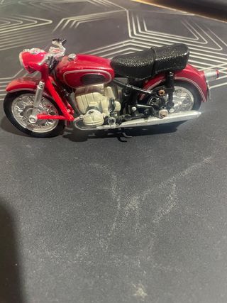 BMW R695S 1:18 Altaya