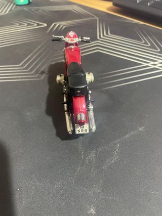 BMW R695S 1:18 Altaya