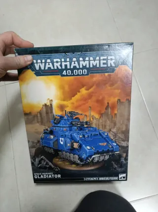 Warhammer 40,000 Space Marines Gladiator