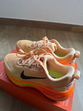 Zapatillas Nike Vomero 18 Running Hyrox Gym