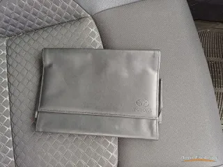 TOYOTA C-HR 1.8 125H ADVANCE