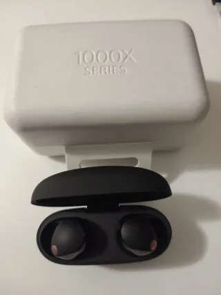 Sony WF 1000XM5 Blancos Casi Nuevos