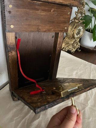 Buzón rústico de madera