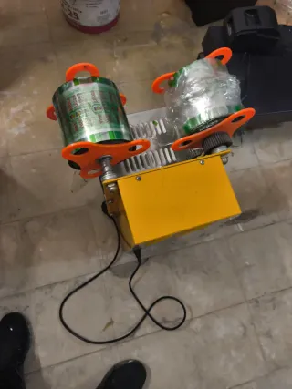 Selladora de vasos industrial