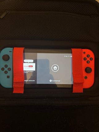 Nintendo Switch Azul/Rojo con Estuche