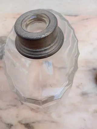 Frasco de perfume vintage