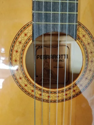 Guitarra Clássica Ferrarotti-Torino con custodia
