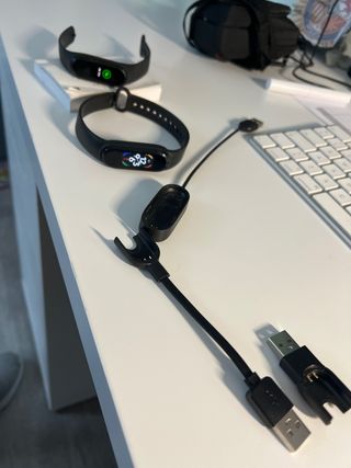 2x Xiaomi Mi Band 4 Negra y mi band 6