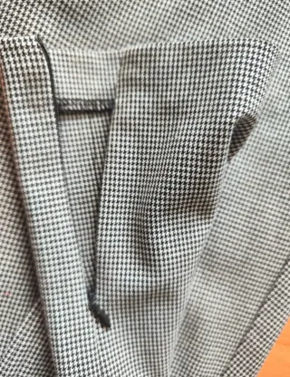 Pantalón Mango Gris Talla XS (34)