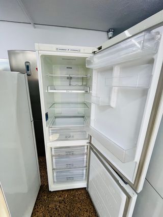 Nevera Samsung y Lavadora LG 6kg
