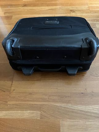 Maletín Delsey Cabina con Ruedas Negro