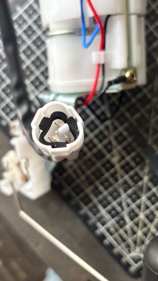 Bomba de Combustible Suzuki