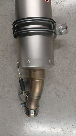 ESCAPE HONDA ADV 750 MIVV