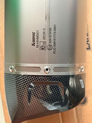 Silenciador Akrapovič Husqvarna 701