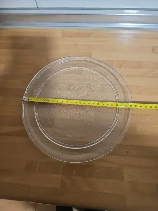 Platos de cristal para microondas varias medidas.