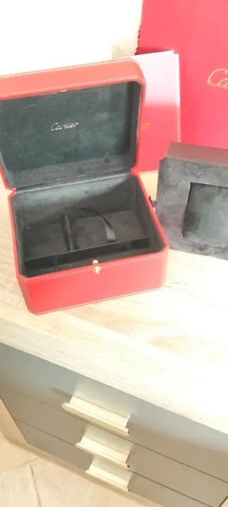 Scatola per orologio Cartier con certificato