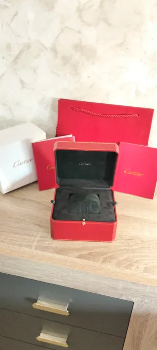 Scatola per orologio Cartier con certificato