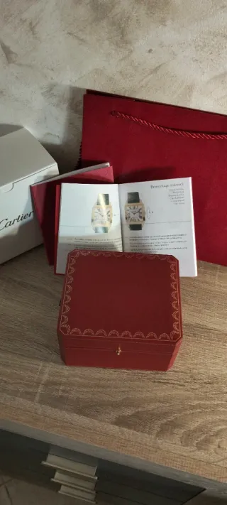 Scatola per orologio Cartier con certificato