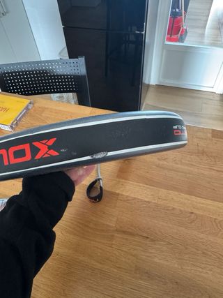 Pala Padel NOX AT10 Pro Cup Comfort 2025