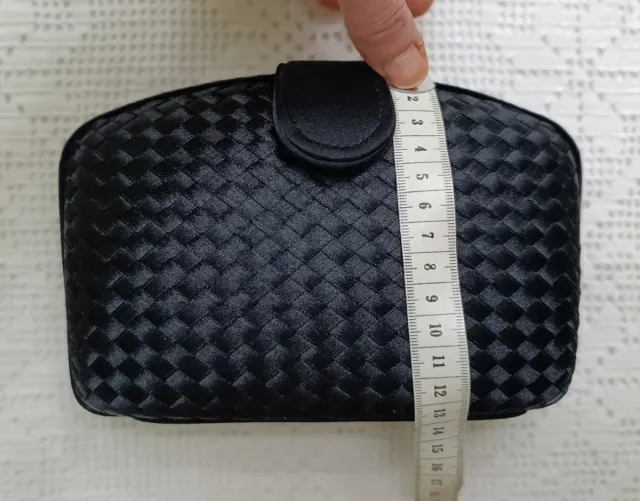 Bolso de fiesta rígido negro