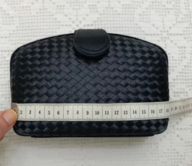 Bolso de fiesta rígido negro