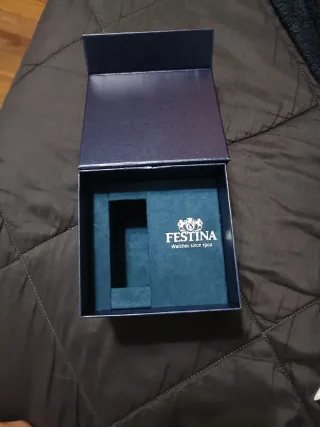 Reloj Festina Negro y Plateado
