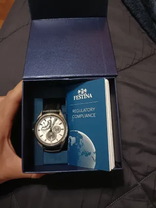 Reloj Festina Negro y Plateado