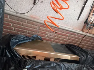 Plancha y freidora nuevas + 2 conos esto está en t