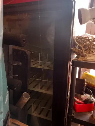 Plancha y freidora nuevas + 2 conos esto está en t