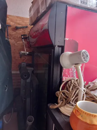 Plancha y freidora nuevas + 2 conos esto está en t