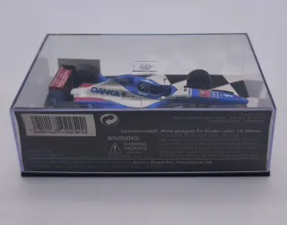 ARROWS YAMAHA FA 18 D. HILL 1;43 MINICHAMPS