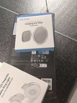 Funda Telesin iPhone 17 Pro Max con luz