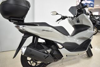 Honda PCX 125 Maxi Scooter Automática