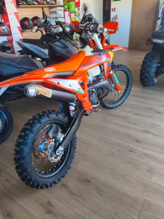 KTM 300 EXC TBI 2025