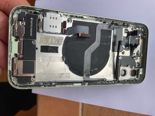 Chasis iPhone 12 Componentes