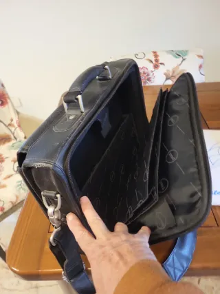 Maletín Dell Negro Cuero