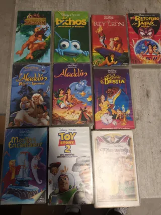 Lote 11 Películas Disney VHS (Español)