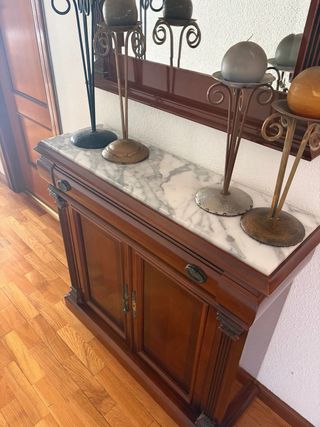 Mueble recibidor madera y mármol