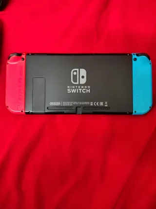 Nintendo Switch Azul y Rojo + Juegos