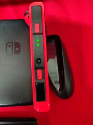Nintendo Switch Azul y Rojo + Juegos