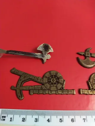 Miniaturas de metal