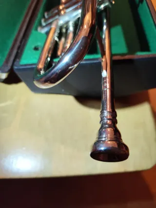 Trompeta Weltklang con estuche