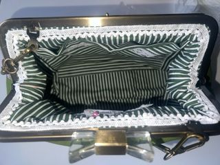 Bolsa artesanal (100% feito à mão)