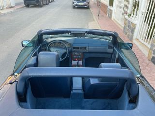Mercedes-Benz  SL  320 1995