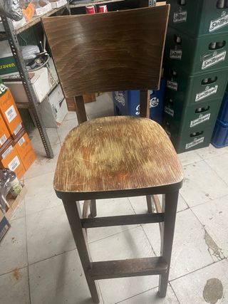 Taburetes madera con respaldo para txokos