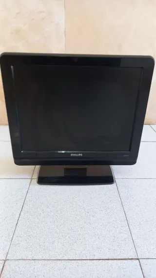 TV Philips 20'' Negra