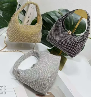 Bolsos de fiesta con pedrería