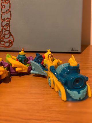 Tren Superthings + regalo torre
