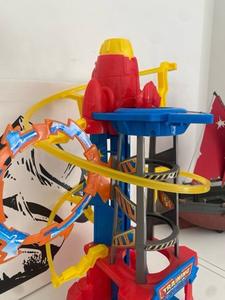 Tren Superthings + regalo torre