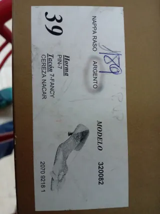 Zapatos de piel de fiesta Sara Navarro Talla 39